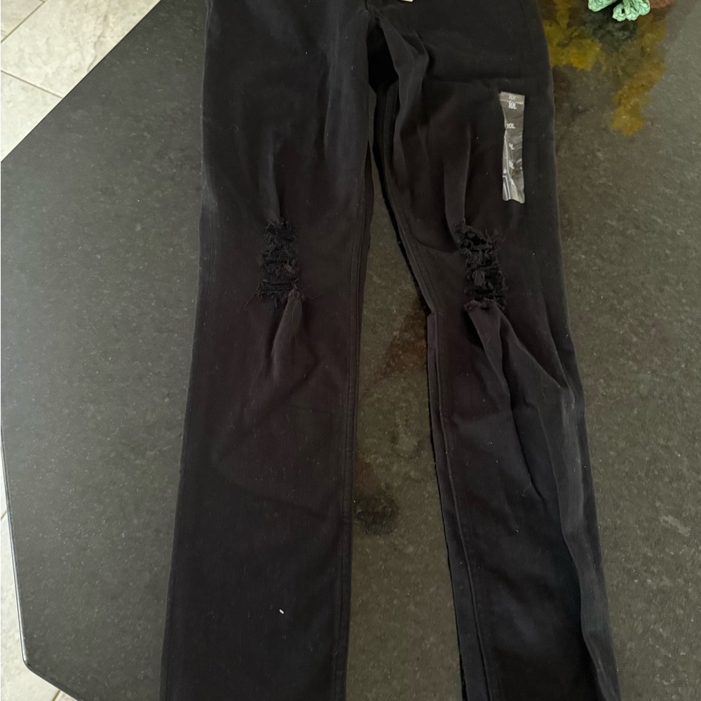 Women's Black Distressed Jeans